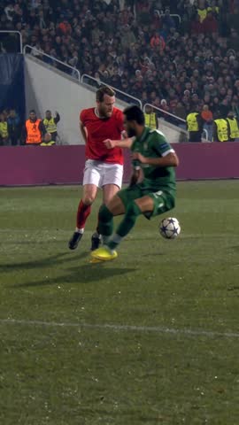 Red & White example at 0:06: the scorer lets the first defender slide past